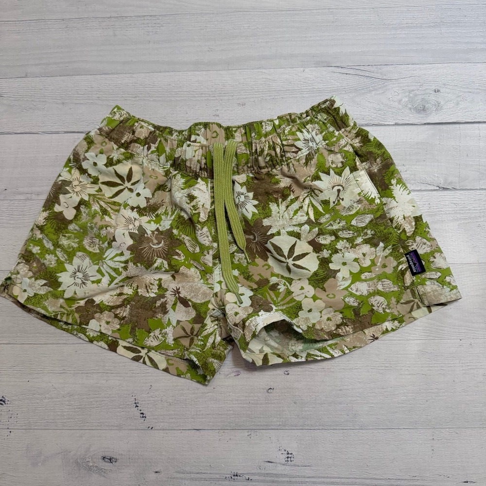 PATAGONIA Barely Baggies Paradise green Floral Shorts 2.5" Inseam Women's XXS